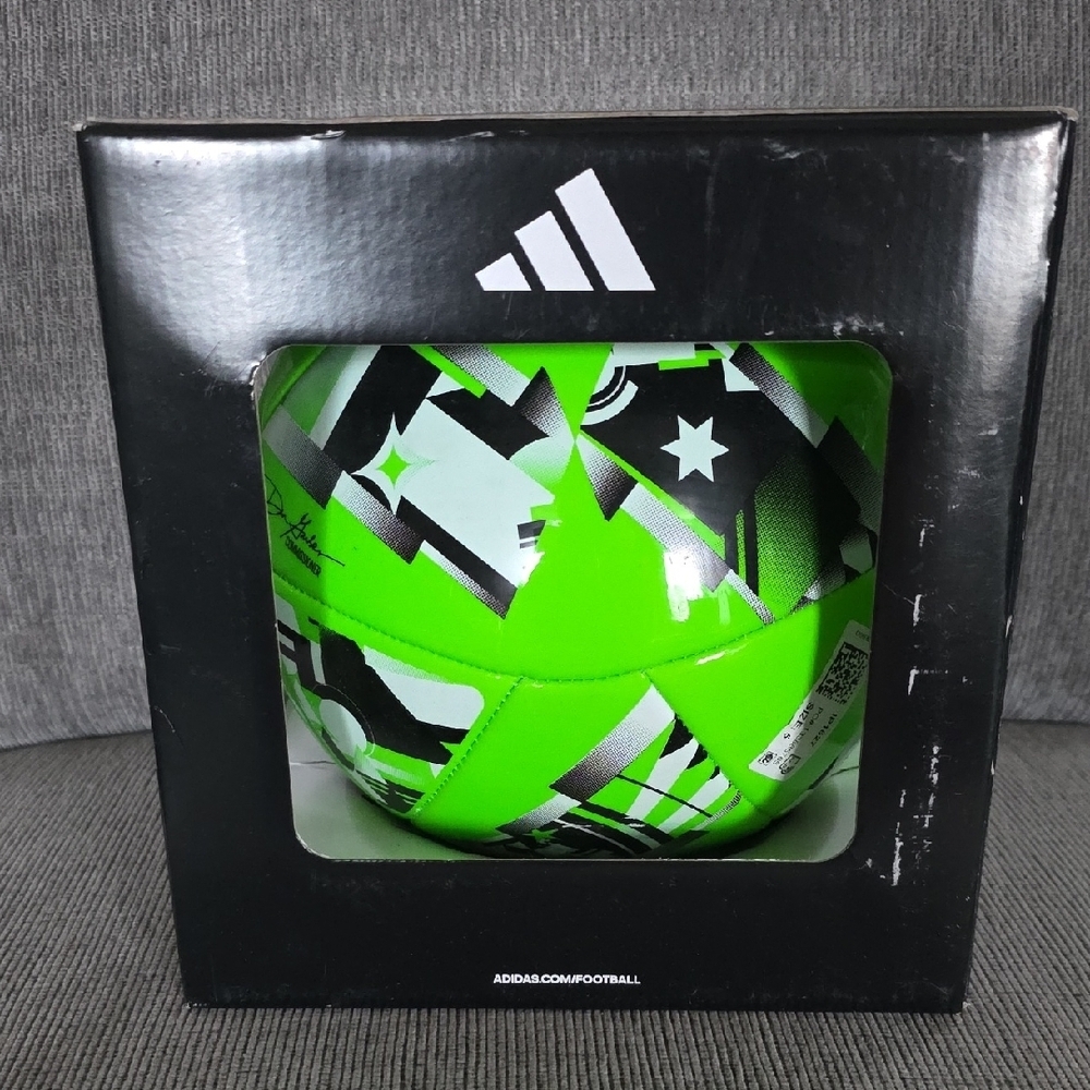 Adidas Neon Green and Black Soccer Ball, New In Box, Size 5 - Picture 2 of 6
